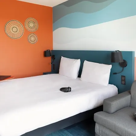 Hotel Ibis Styles Miramas Exterior foto